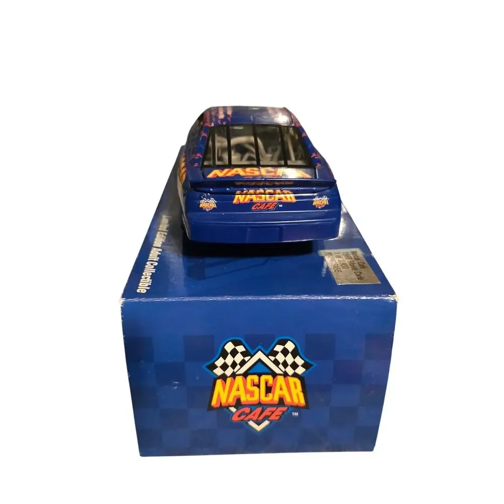 1998 NASCAR Cafe Monte Carlo Action 1:24 Diecast 1/3900